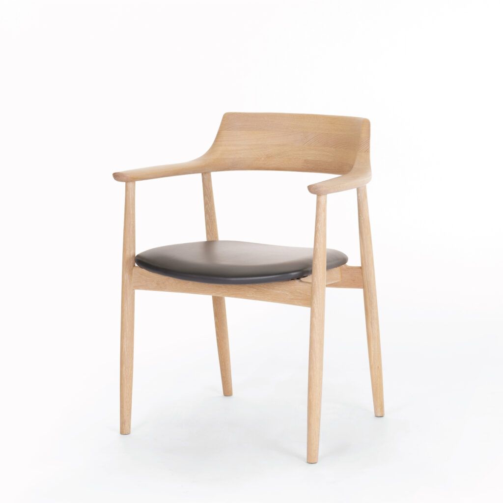 CH101 Scoop Chair