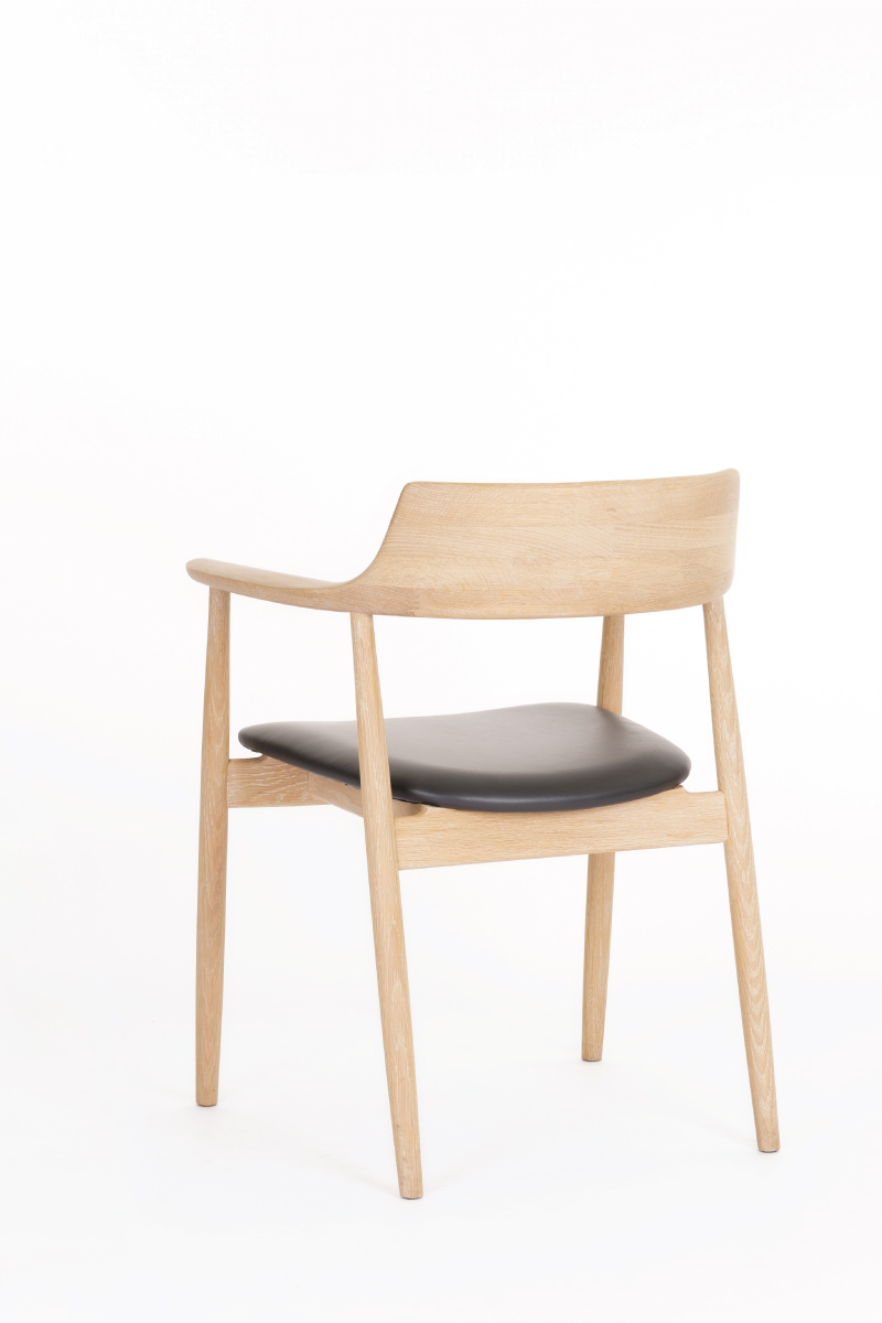 CH101 Scoop Chair