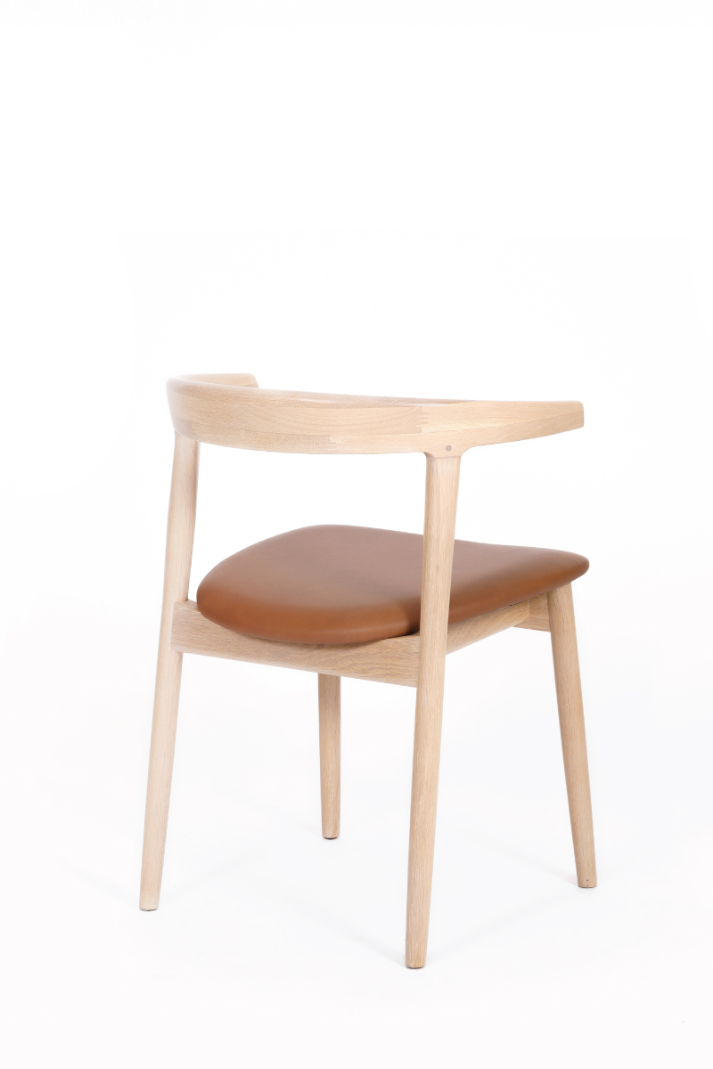 CH102 Moose Chair