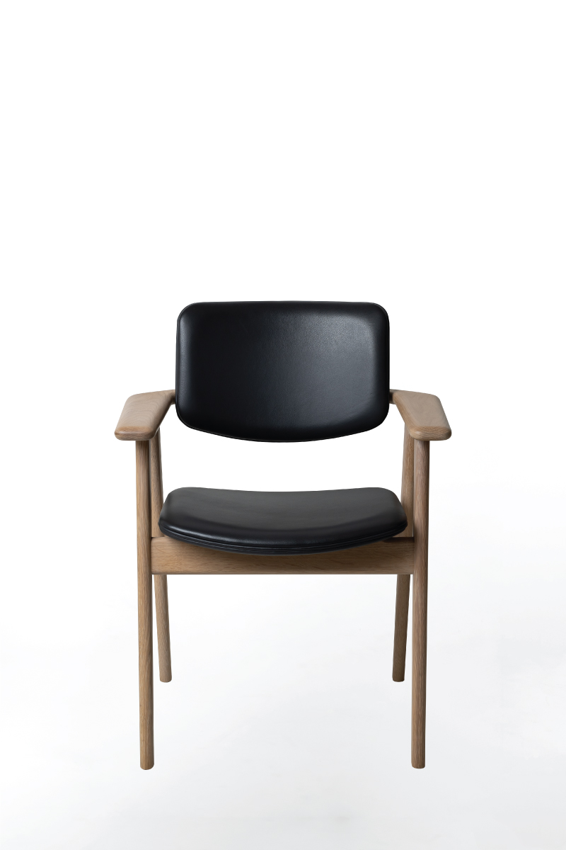 CH113 Fin Chair-01