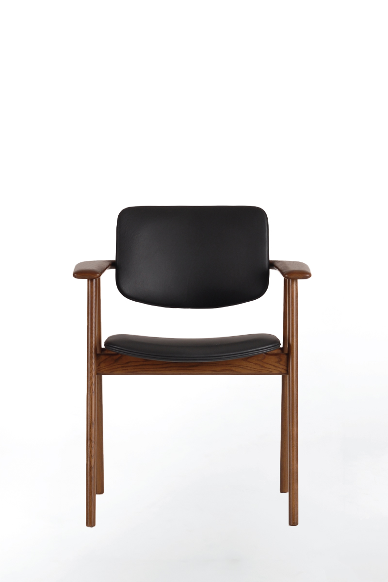 CH113 Fin Chair-01