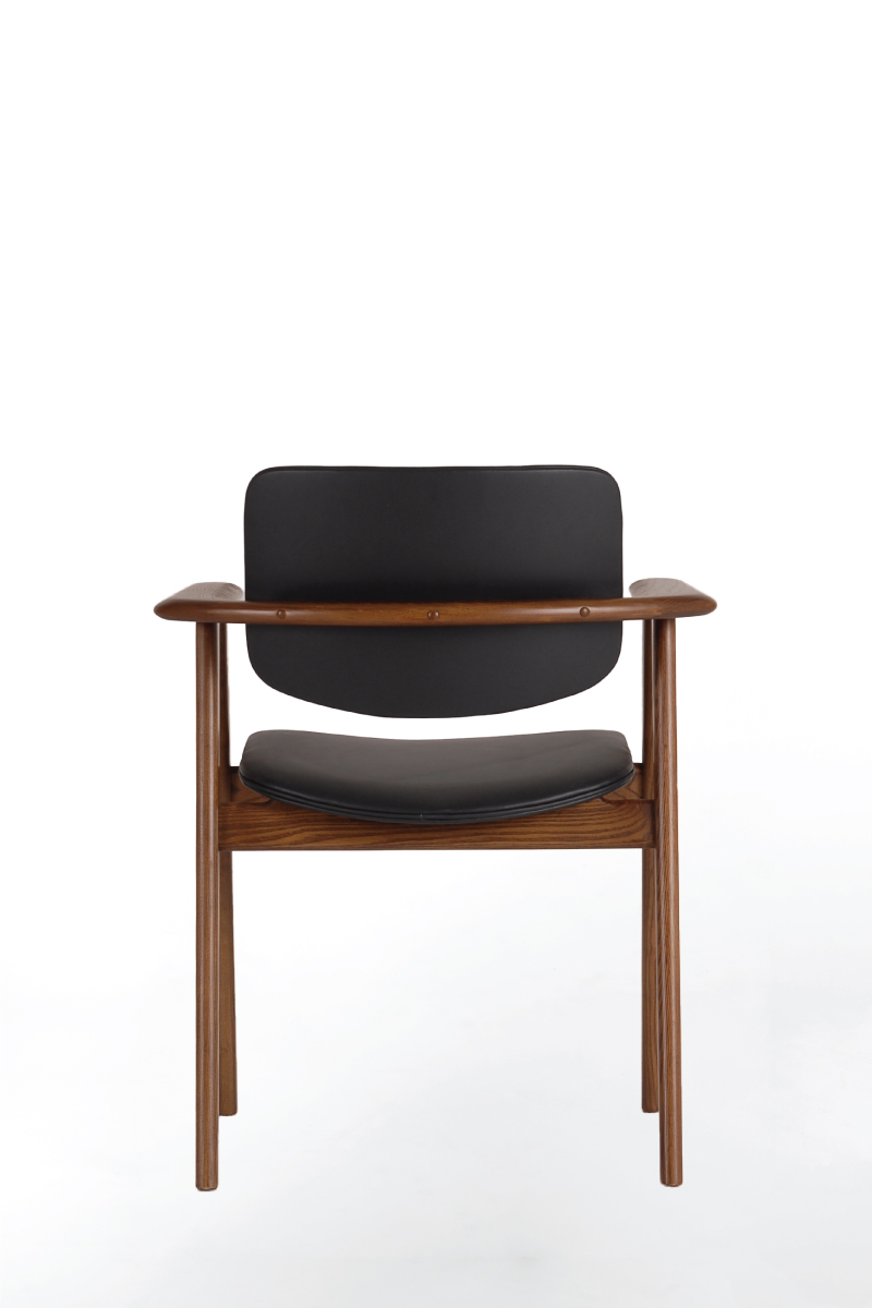 CH113 Fin Chair-01