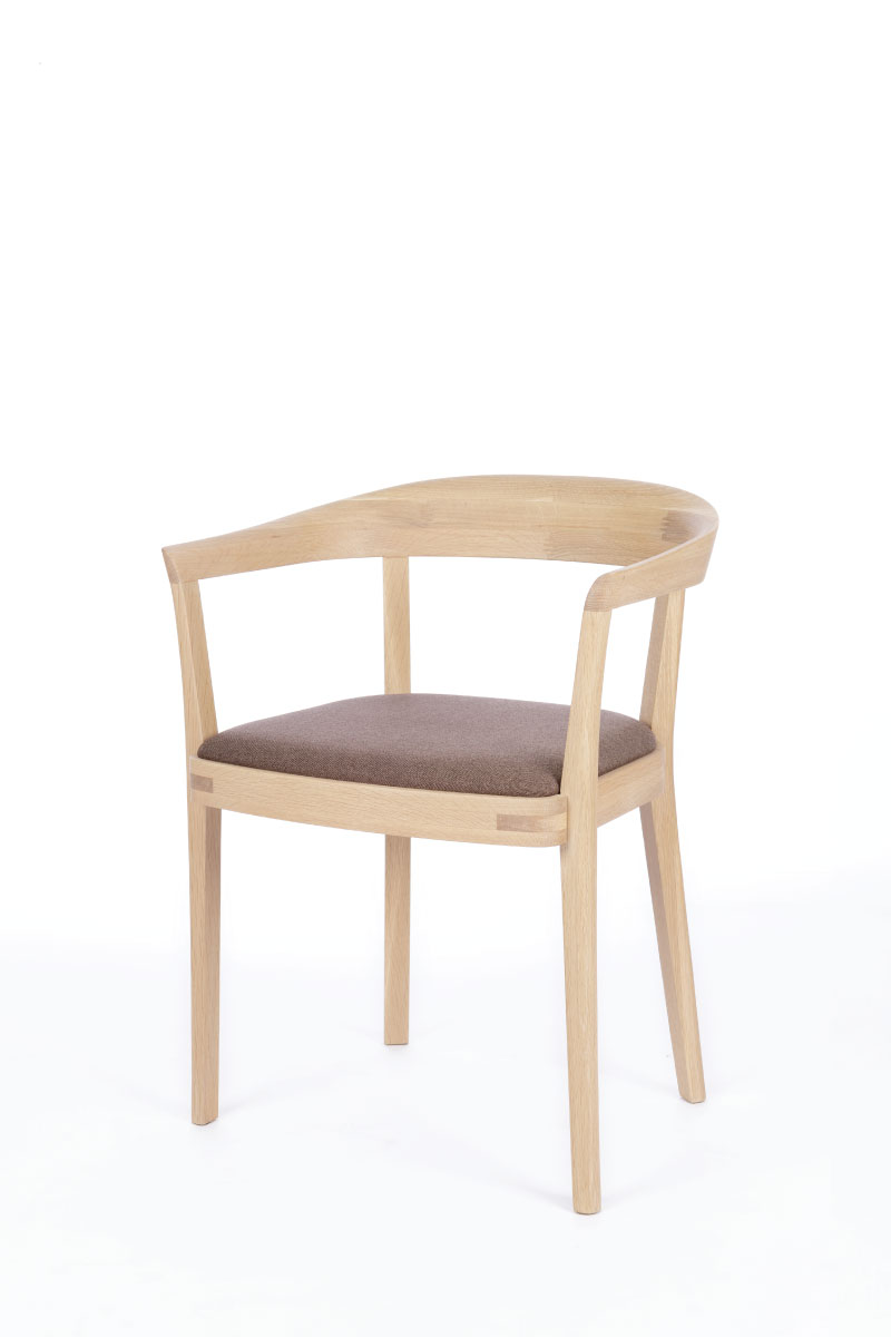 CH117 Villa Chair