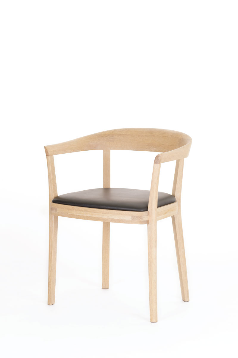 CH117 Villa Chair