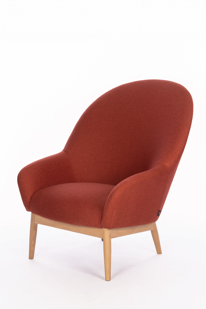 LC106 Lennart Lounge Chair