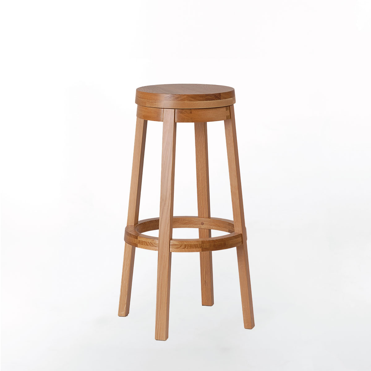 SL102 Spin High Stool