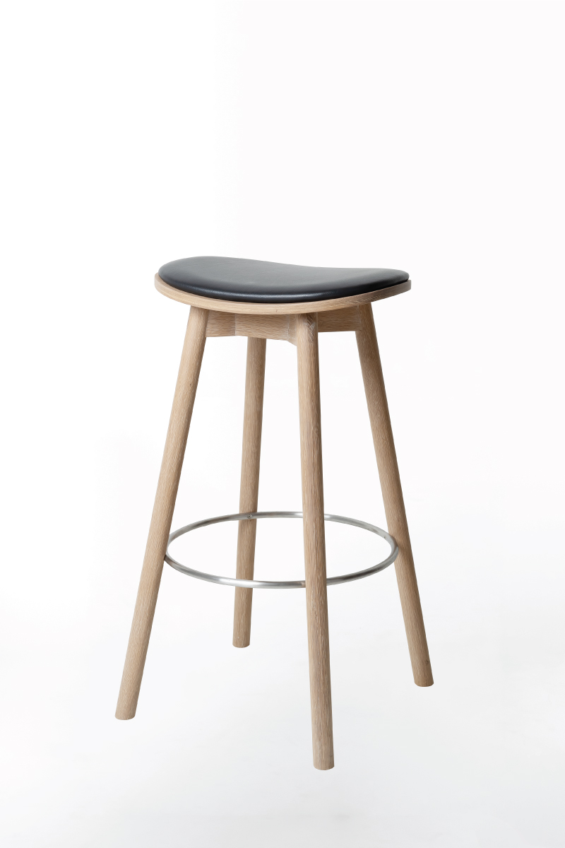 SL108 Pigeon High Stool